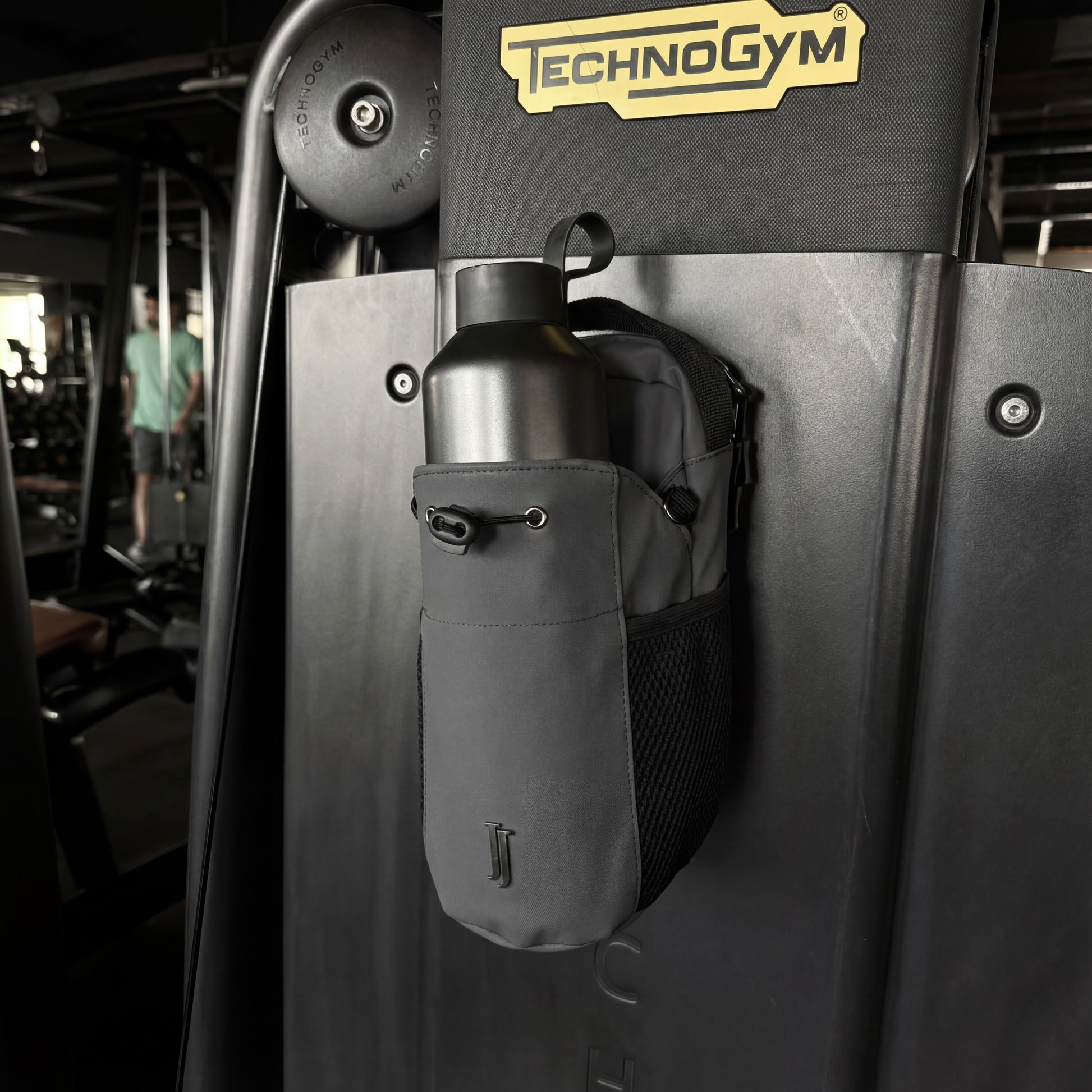 Bunjji | The Magnetic Gym Bag