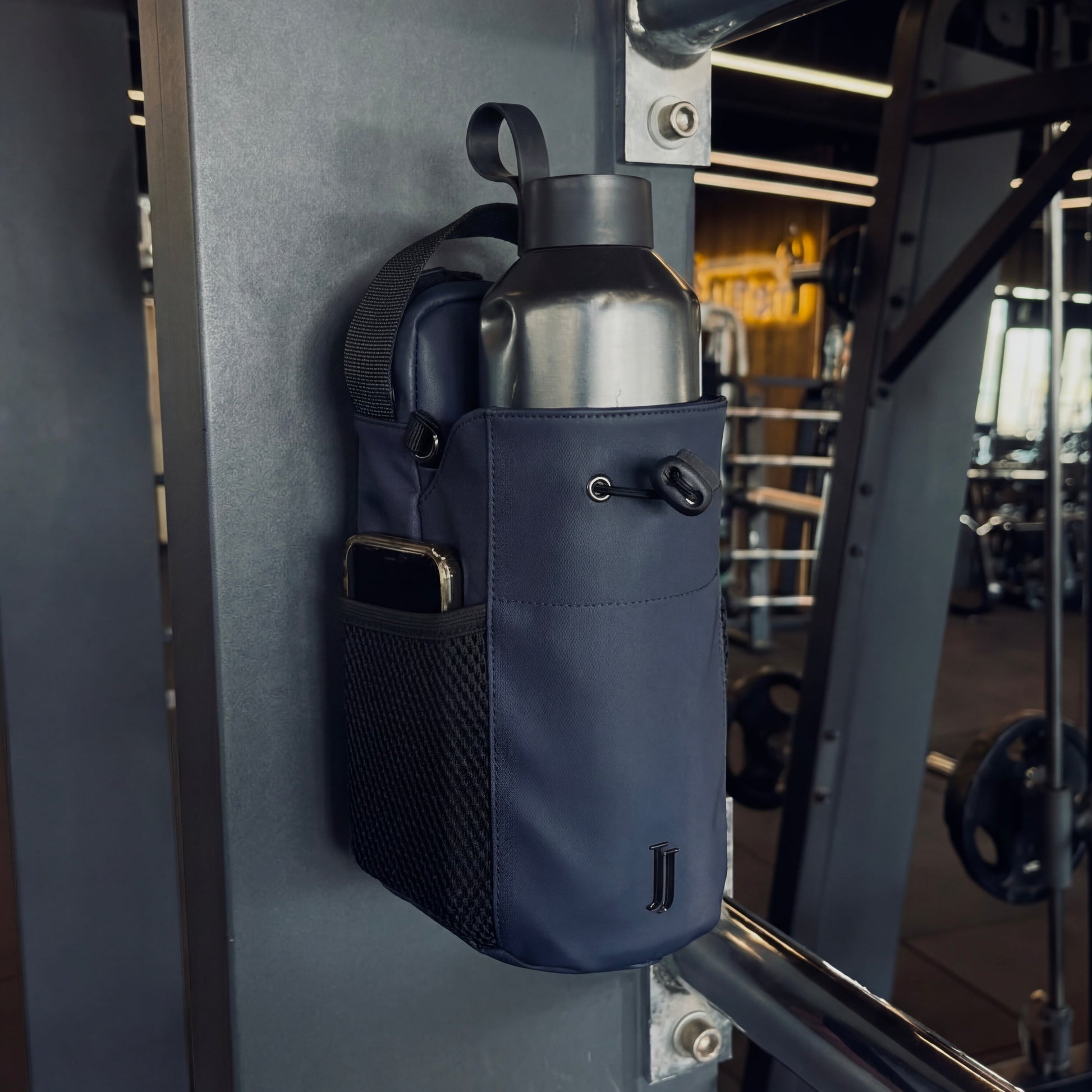 Bunjji | The Magnetic Gym Bag