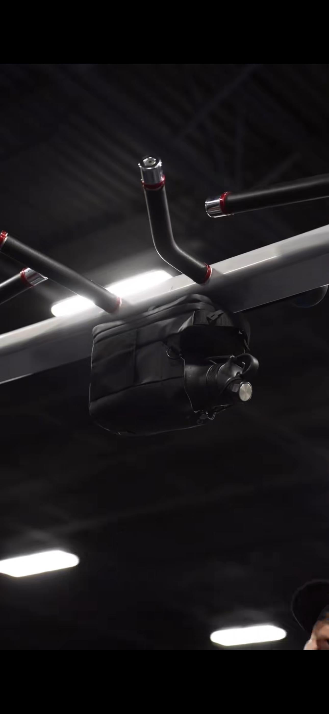 Bunjji | The Magnetic Gym Bag sticks horizontally